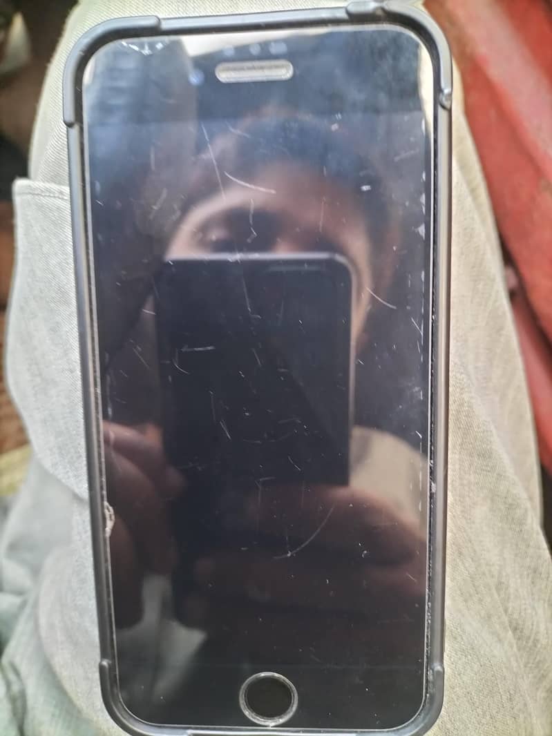 Apple iPhone 8 2