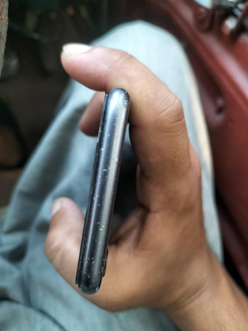 Apple iPhone 8 5