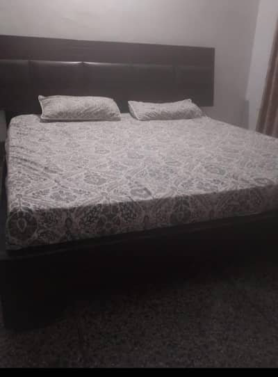 king size bed