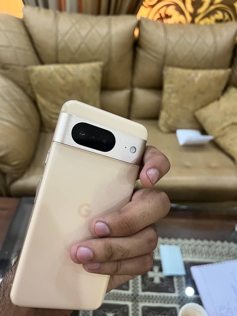 Google Pixel 8 6