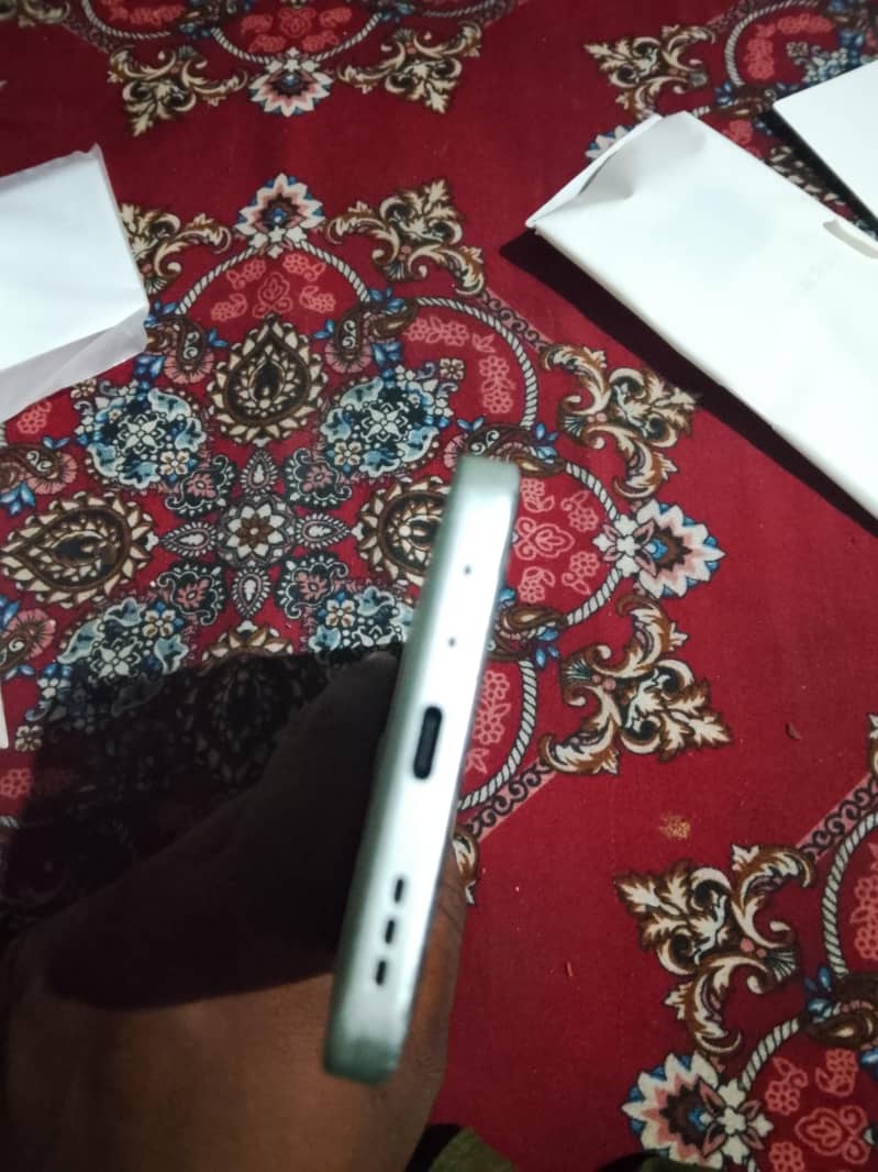 OPPO A5 Pro 4