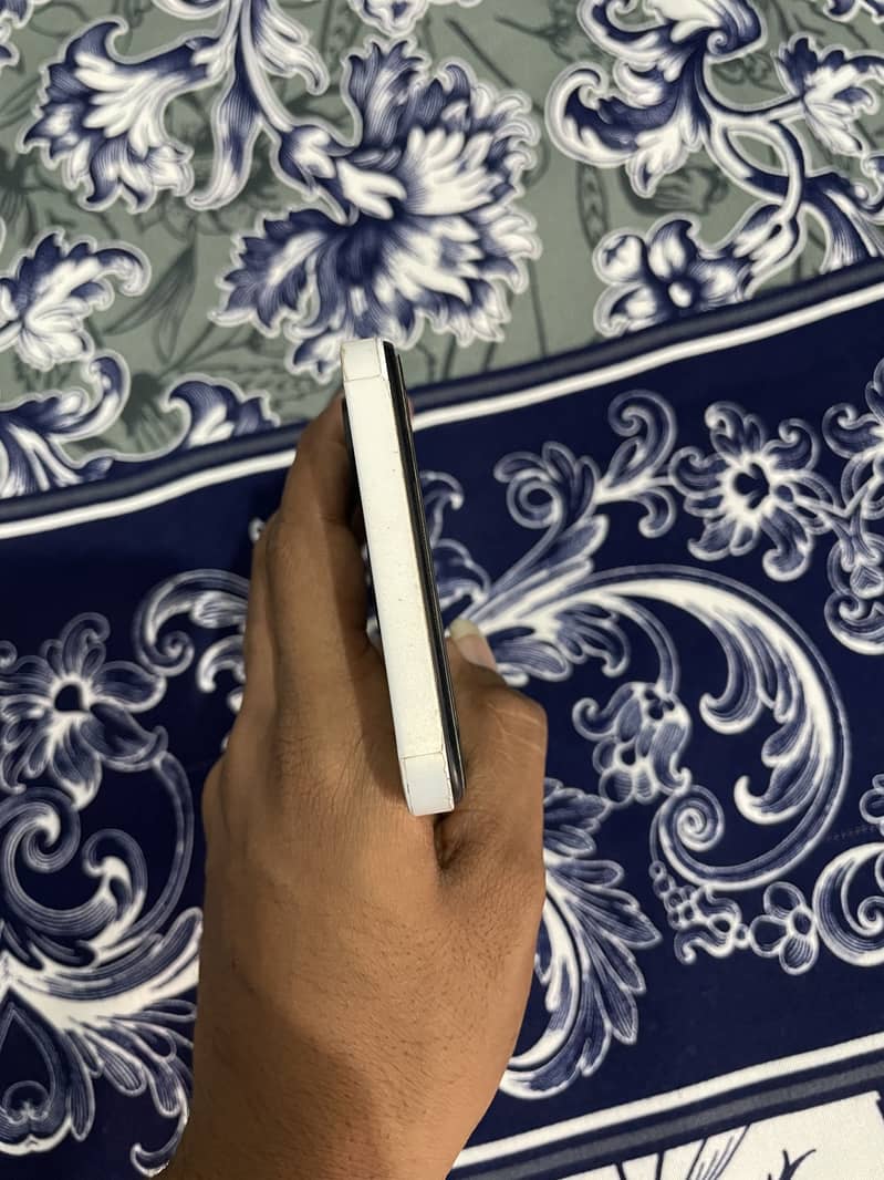 Tecno Spark 10 Pro 4