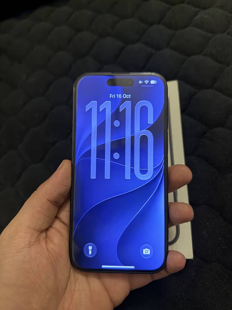 Apple iPhone 15 5