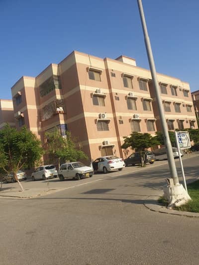 For Sale 3 Bed DD Flat 3rd Floor G+3 Building Askari 5 2239 Square Feet