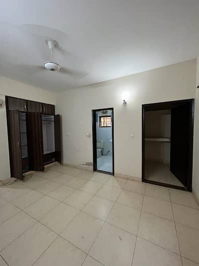 For Rent 3 Bed DD Flat Askari 5 G+9 Building 1st Floor