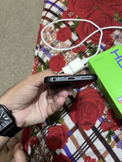 Infinix Hot 30 Play
