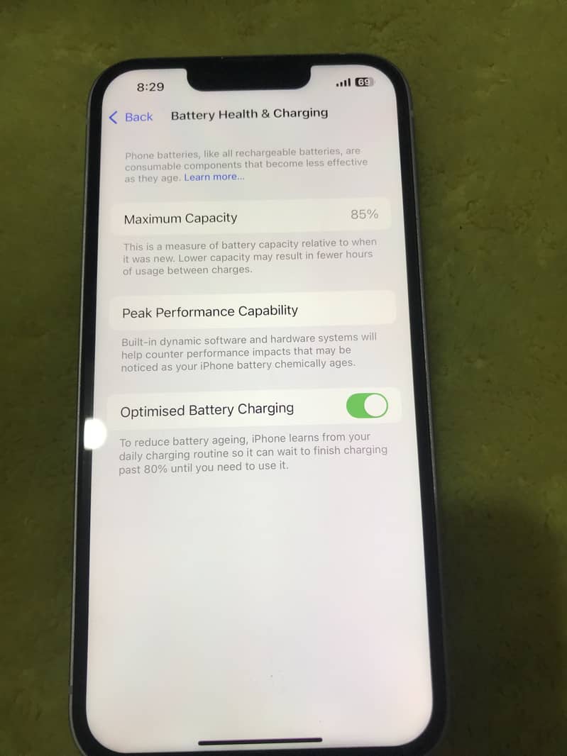 Apple iPhone 13 1