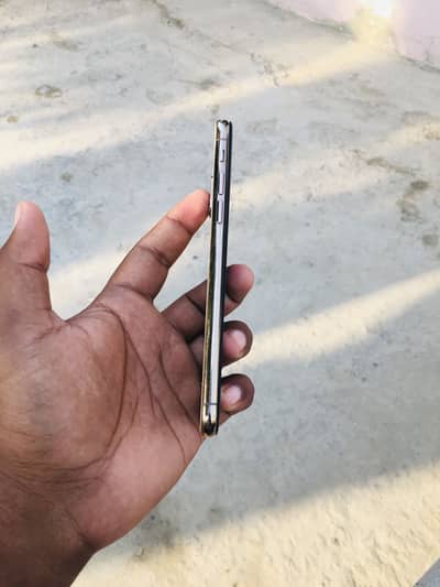Apple iPhone XS Sim Working