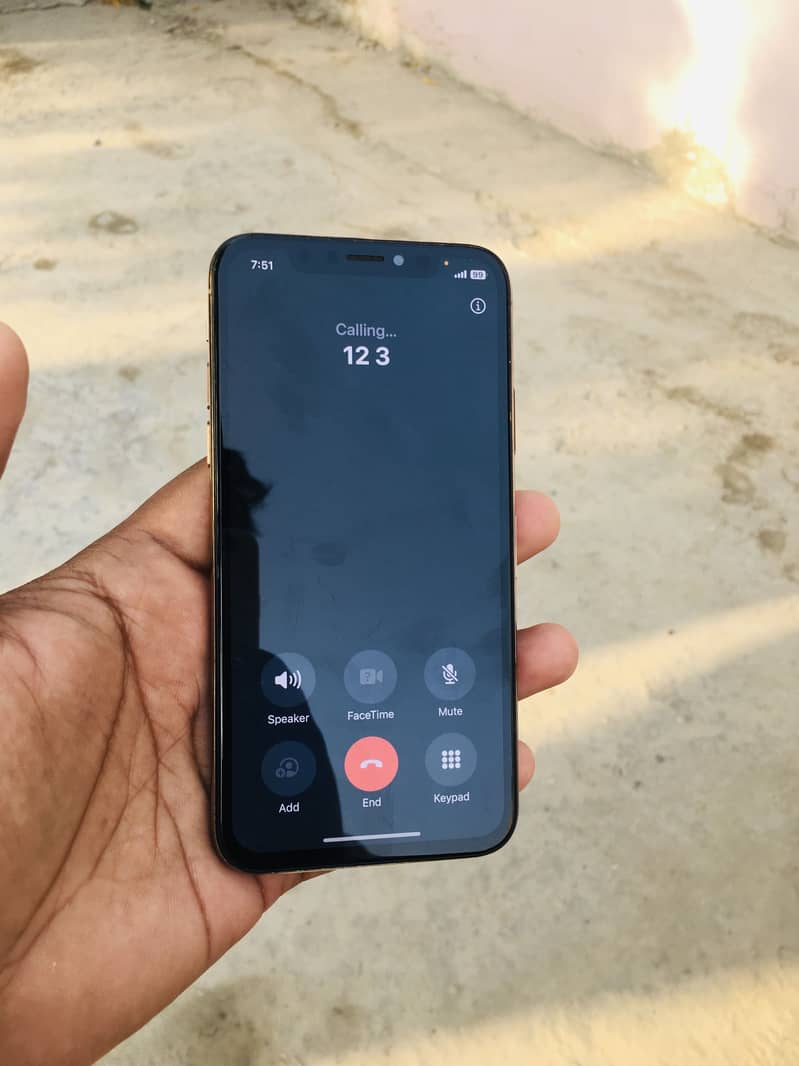 Apple iPhone XS Sim Working 5