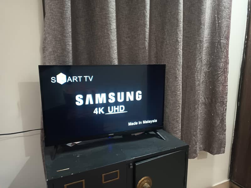 smart led TV A+ condition 2