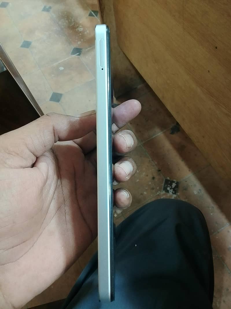 Realme C71 3