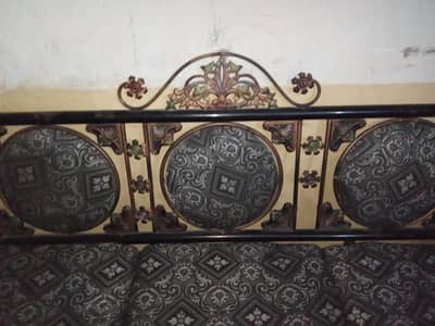 Sofa set iron ka best condition hai.