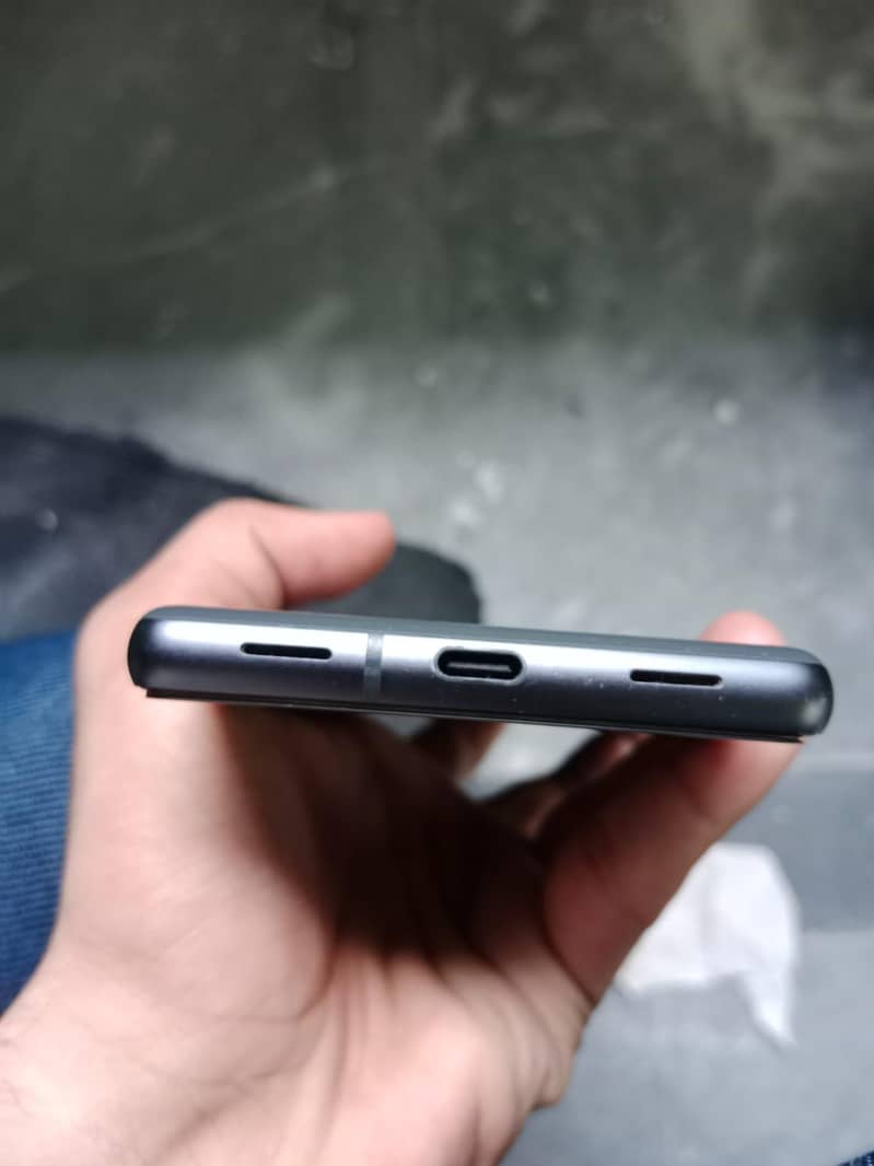 Google Pixel 7a 2