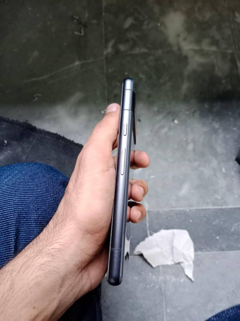 Google Pixel 7a 5