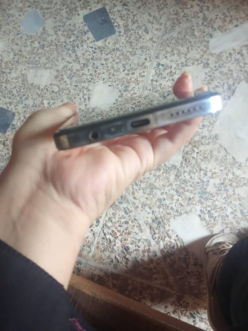 Tecno CAMON 20 2