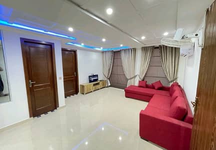 Multan Road Flat Sized 410 Square Feet