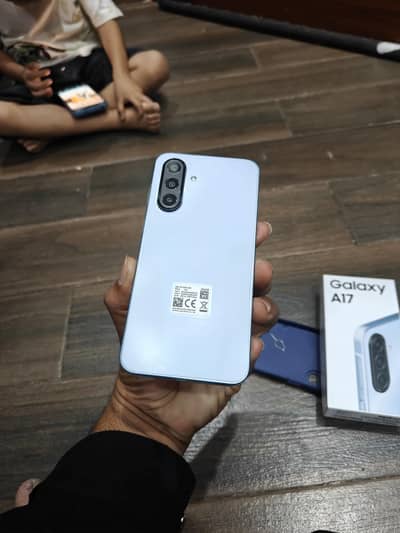 Samsung Mobile A17 8/266