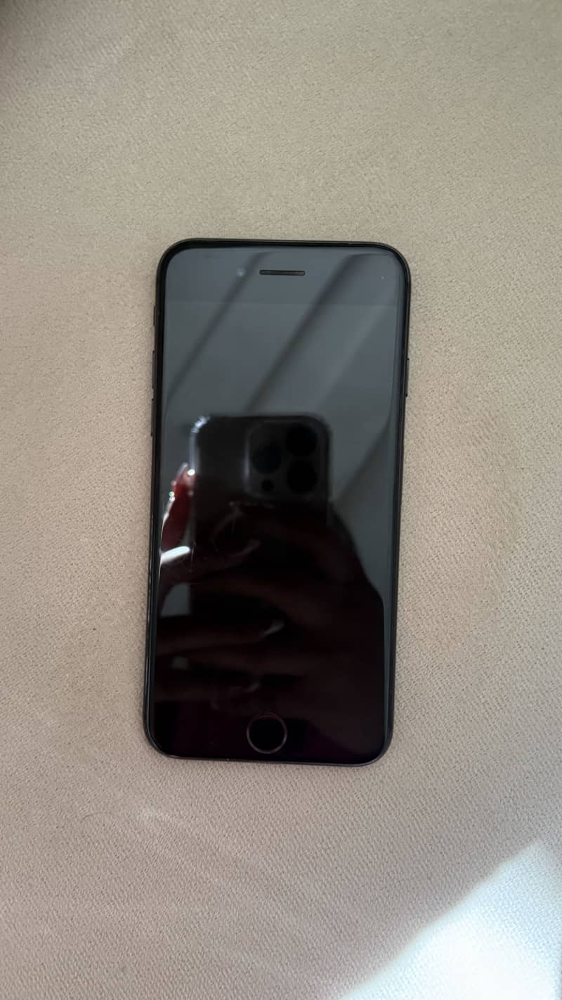 Apple iPhone 7 5