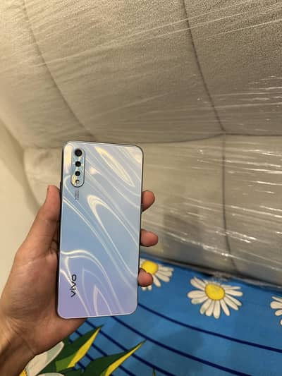 Vivo S1