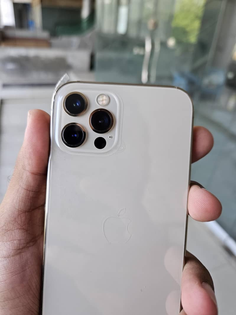 Apple iPhone 12 Pro 2