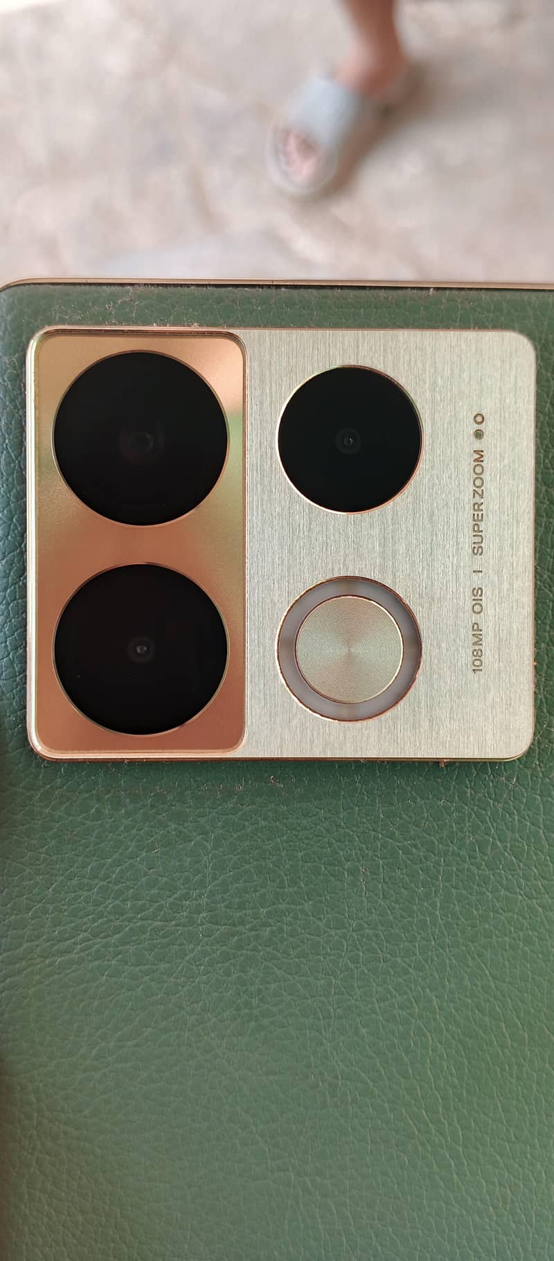 Infinix Note 40 Pro 0