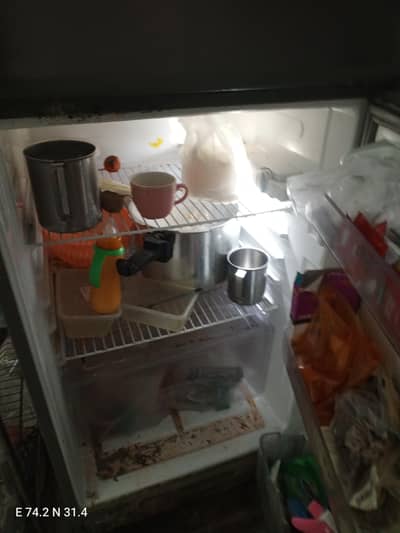 Dawlance used fridge