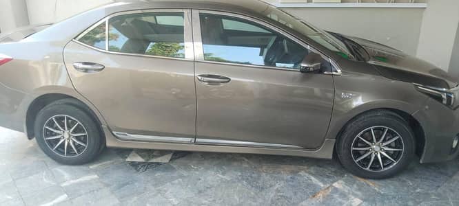 Toyota Corolla Altis 2015