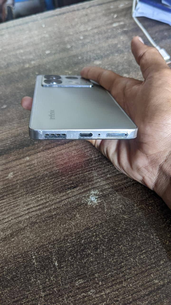 Infinix Note 40 2