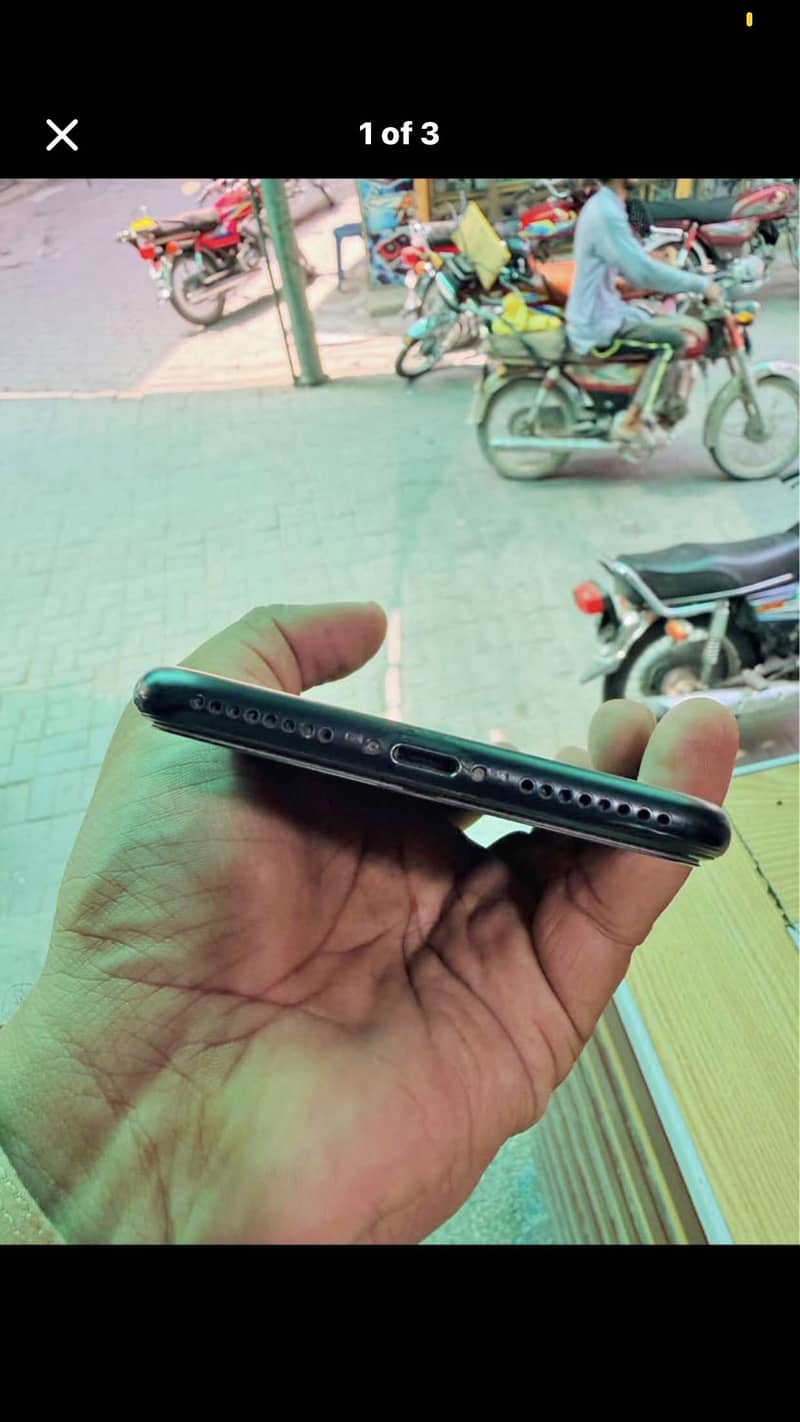 Apple iPhone 7 Plus 2