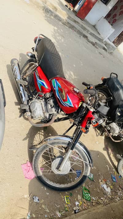 United 125cc