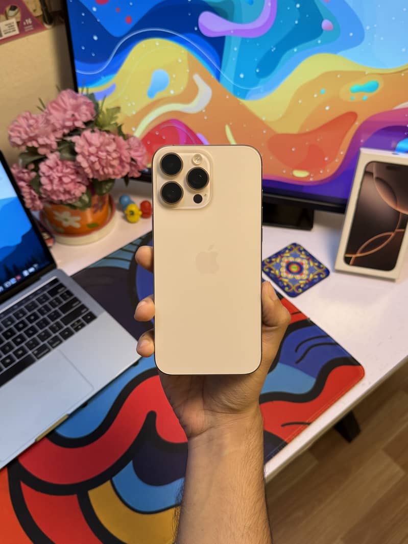 Apple iPhone 16 Pro Max 0