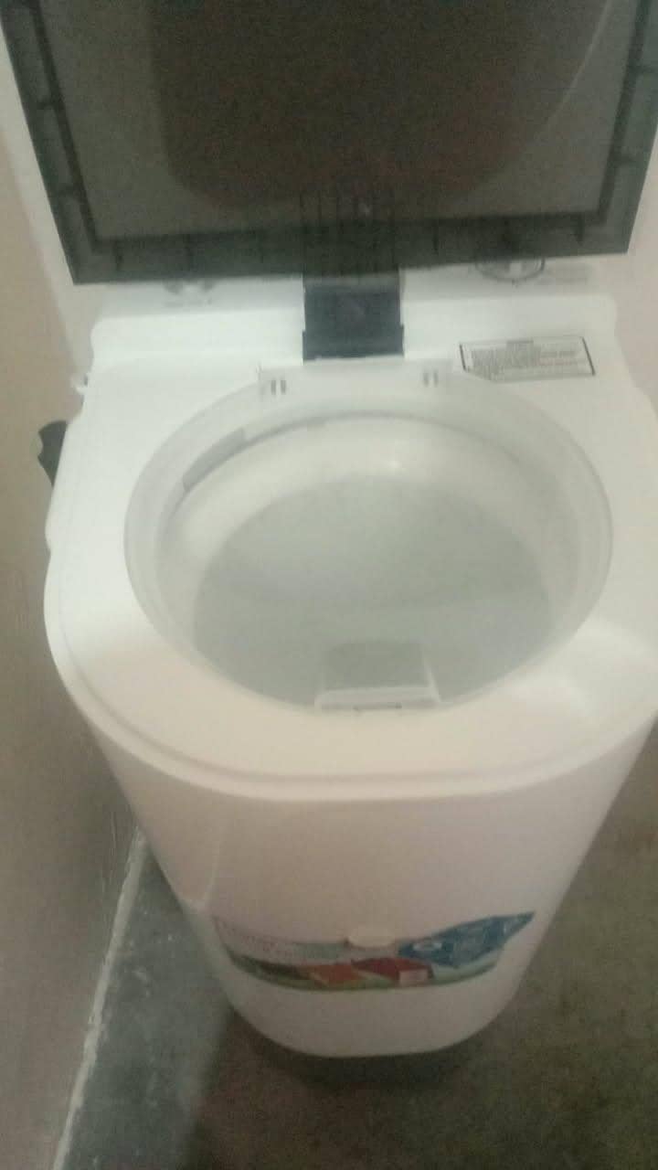Haier Dryer machine 0