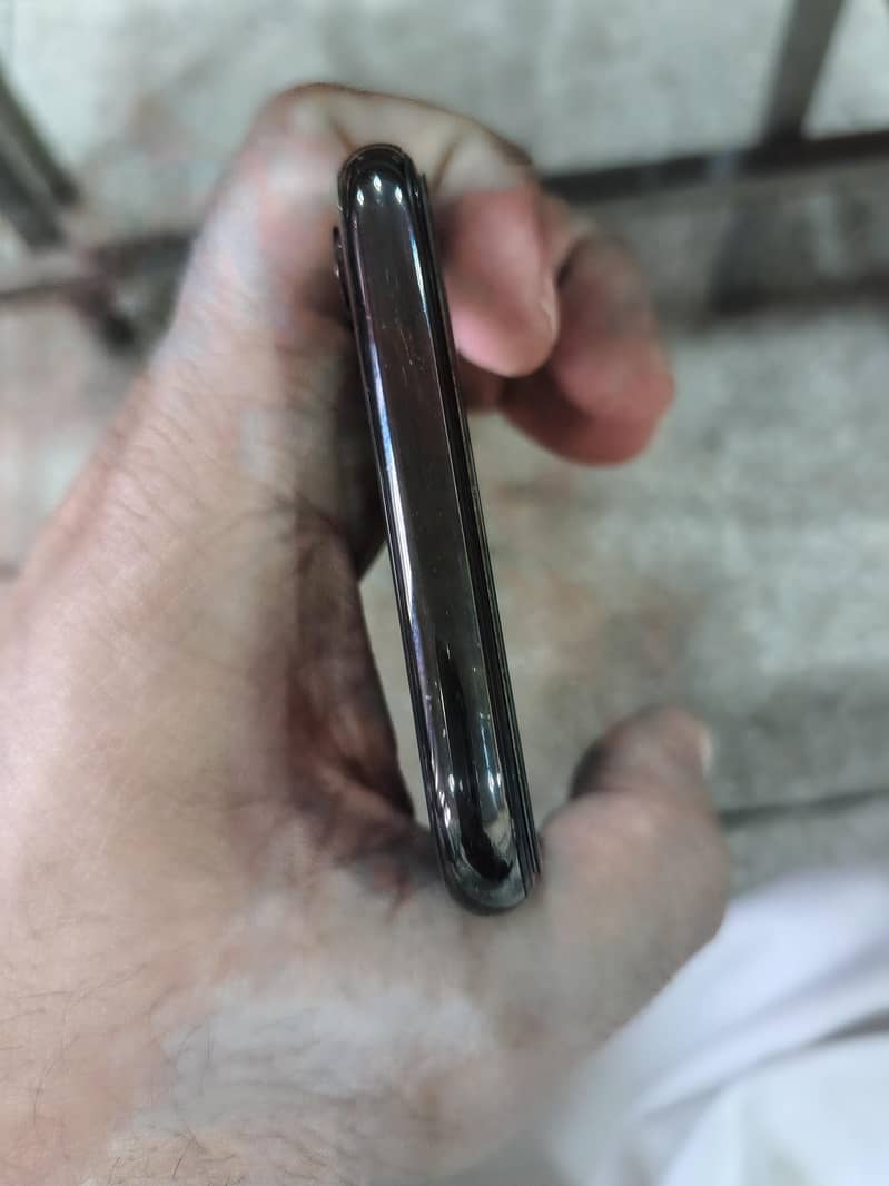 Apple iPhone X 2
