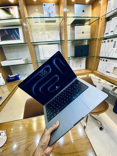 MacBook M1 pro 14inch 16gb/512gb