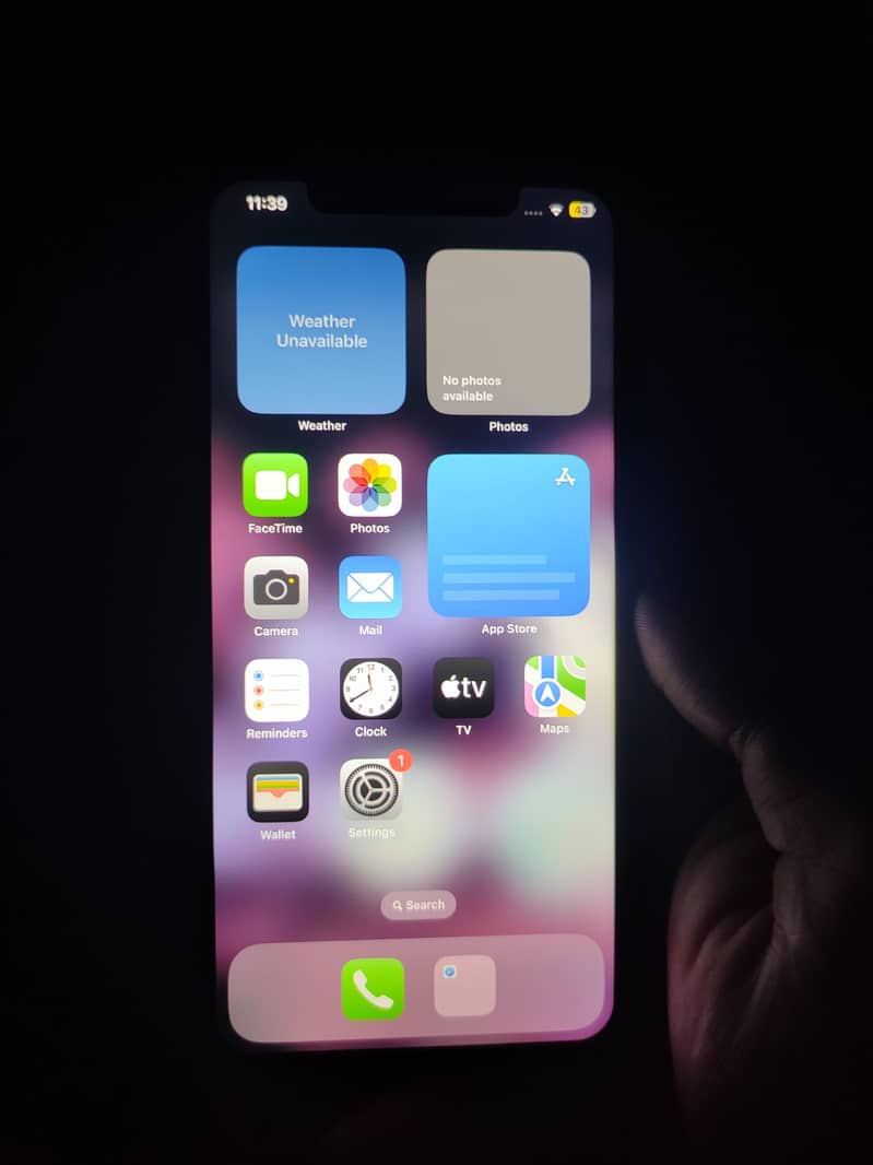 Apple iPhone XS Max 4