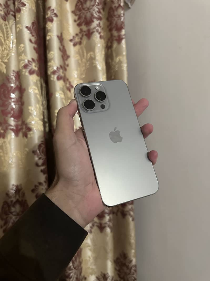Apple iPhone 15 Pro Max (Sim Working) 1