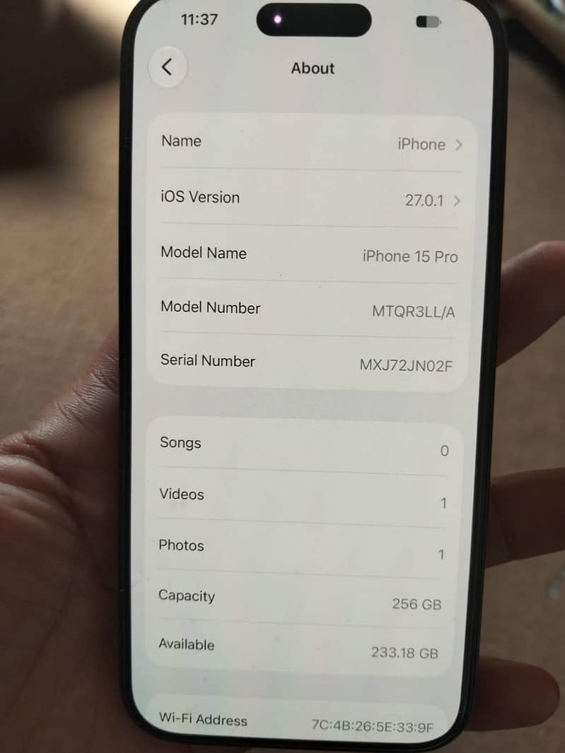 Apple iPhone 15 Pro 3