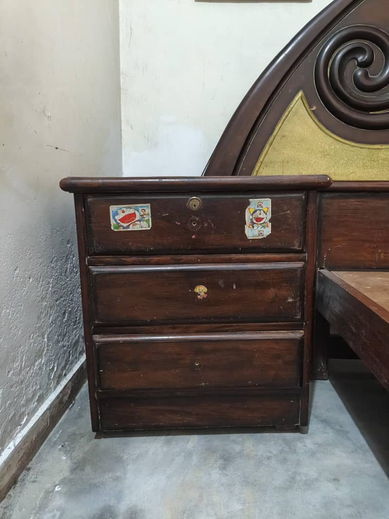 bed with two side tables 9