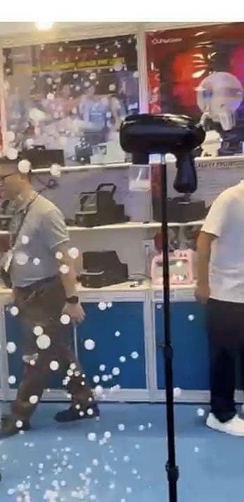 Bubble machine 0