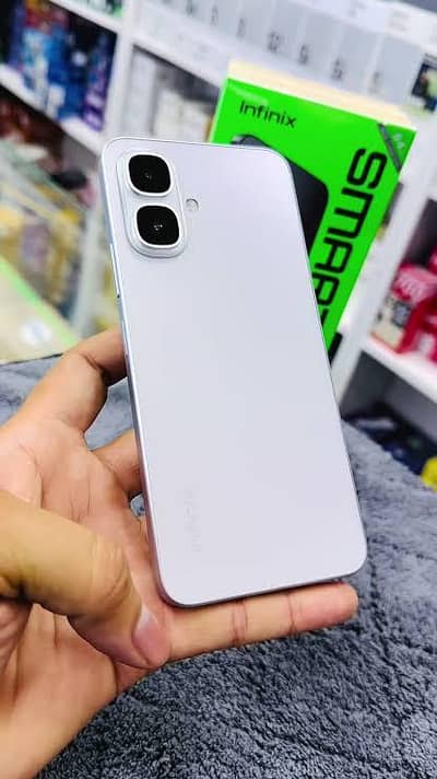 4 mobiles available.