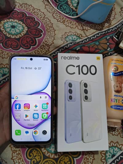 Realme C100