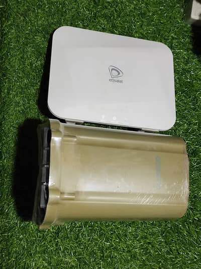 Dual Band Wifi Router Zlt x11 complete set