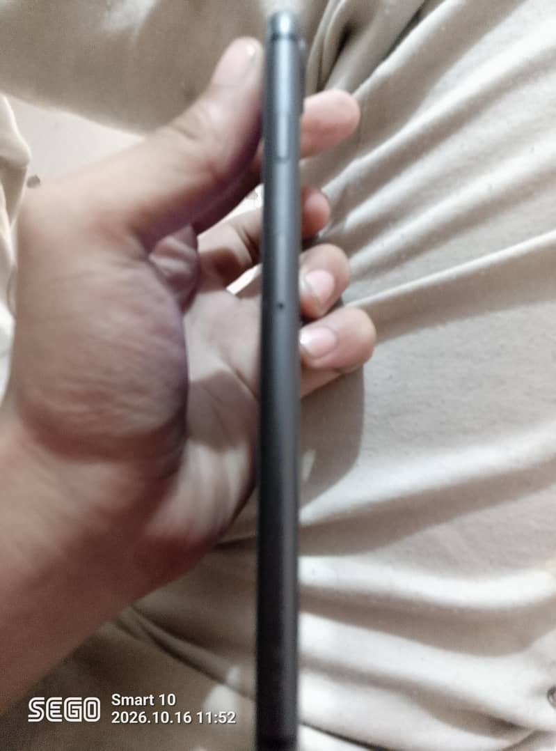 Apple iPhone 8 Plus 2