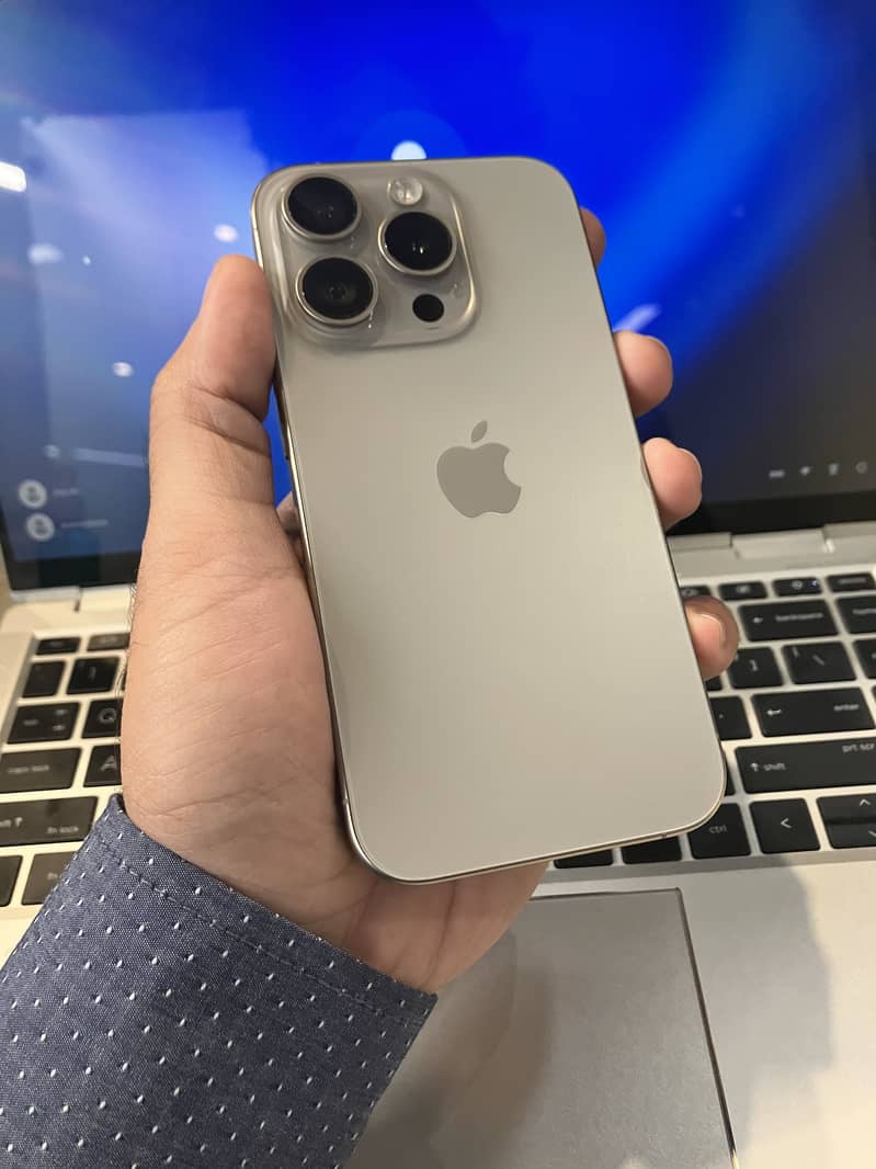 Apple iPhone 15 Pro 1