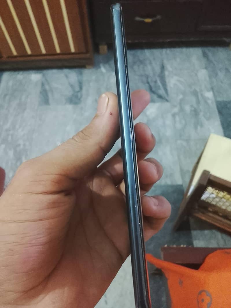 Techno spark 40 pro plus 3