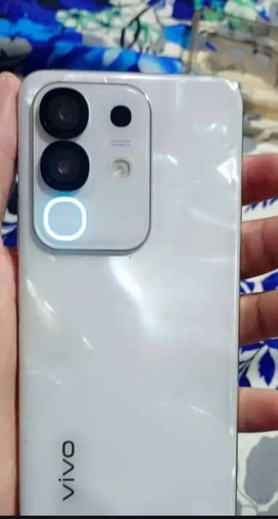 Vivo Y29