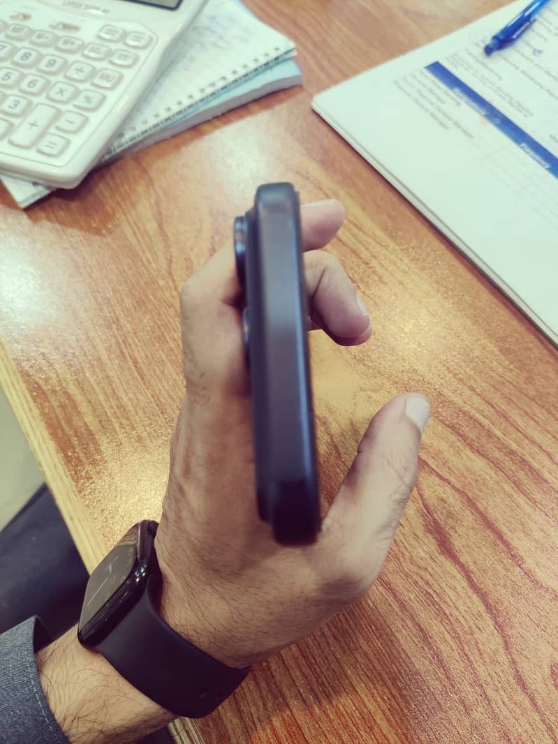 Apple iPhone 17 Pro Max 1