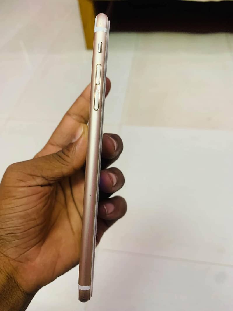 Apple iPhone 6S Plus 3