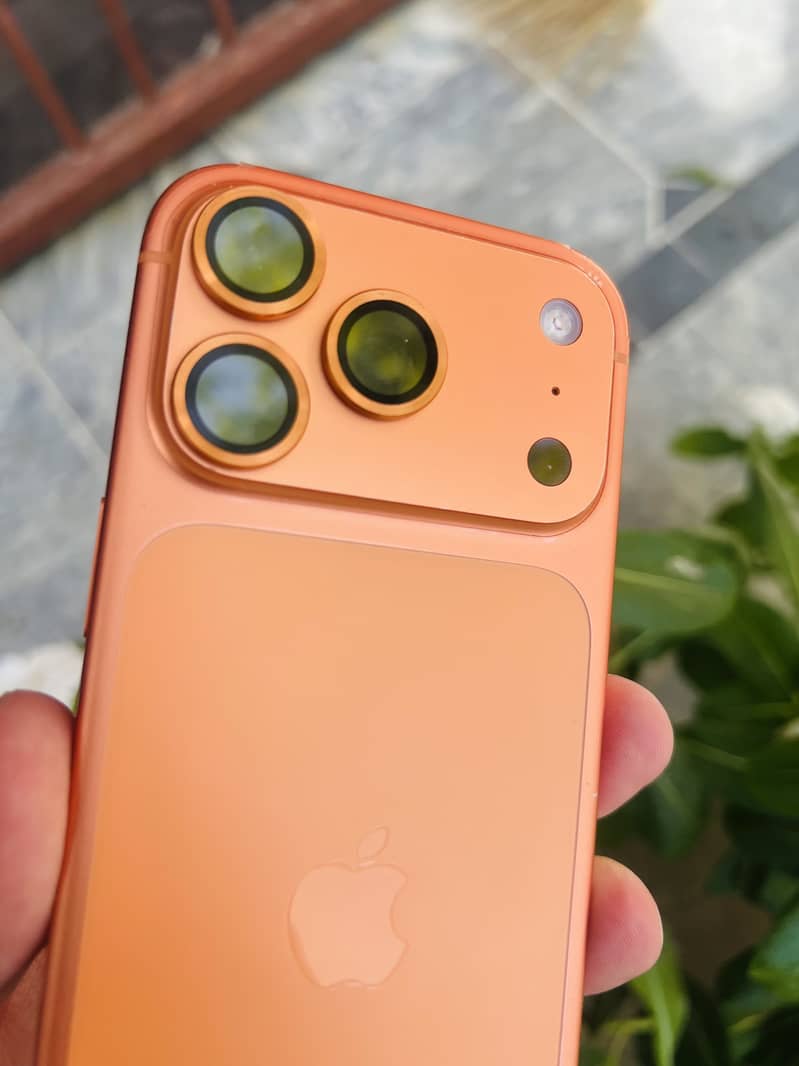Apple iPhone 17 Pro 6
