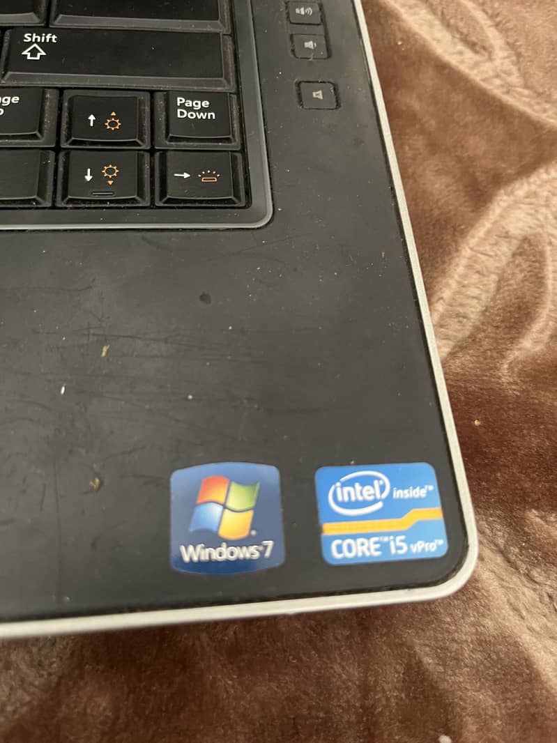 Dell laptop 0